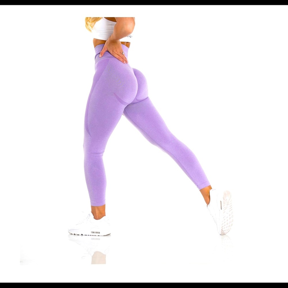 Lilac contour seamless NVGtN leggings